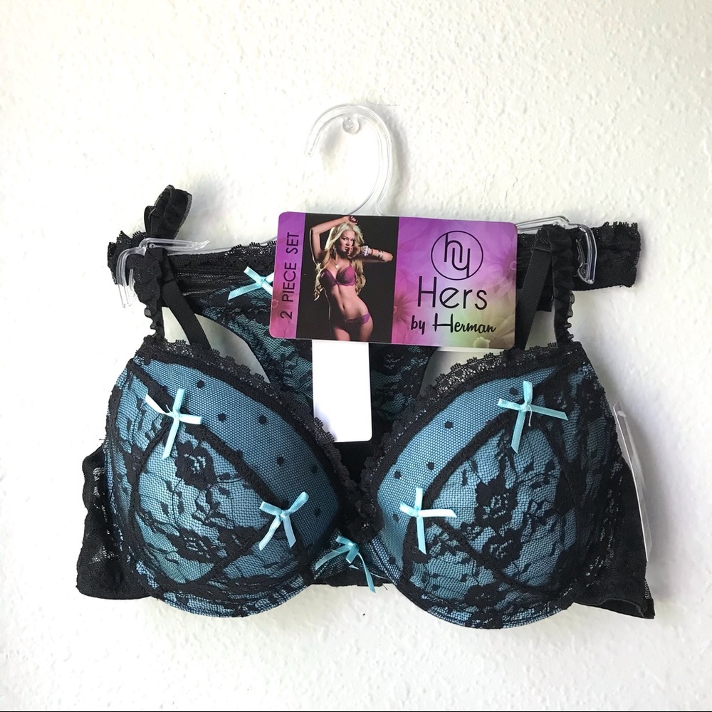 Lacy Bra & Thong Panty Set Large Padded Bra 36B